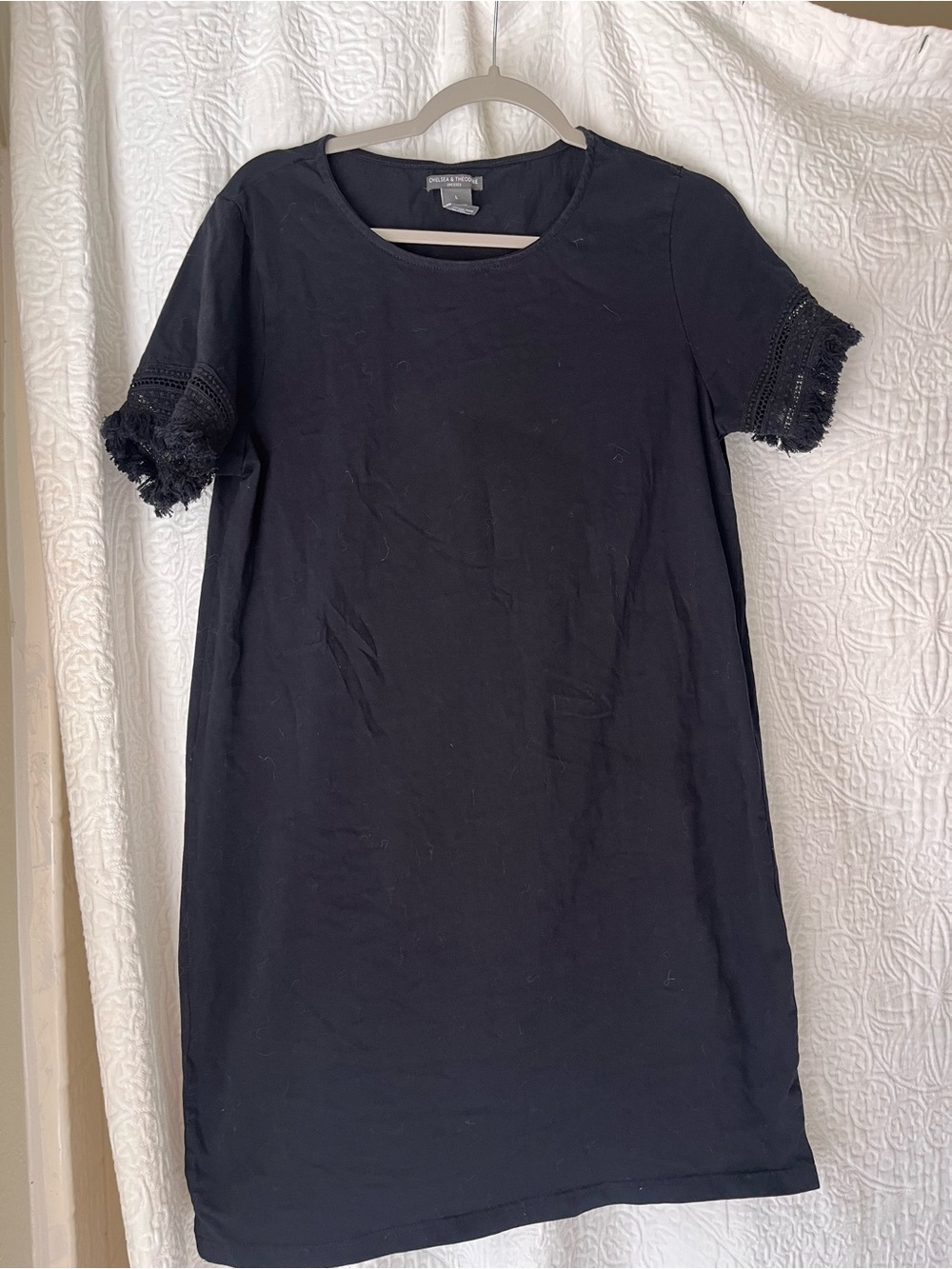 Chelsea & Theodore Black Short Sleeve Shift Dress with Lace Trim